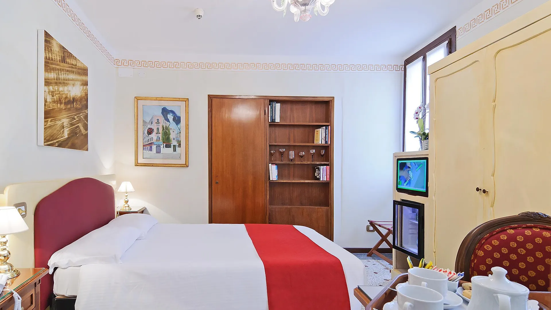 ***  Hotel La Fenice Et Des Artistes Venice Italy