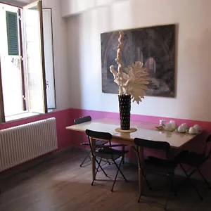 trastevere-colors.it-romehotels.com/